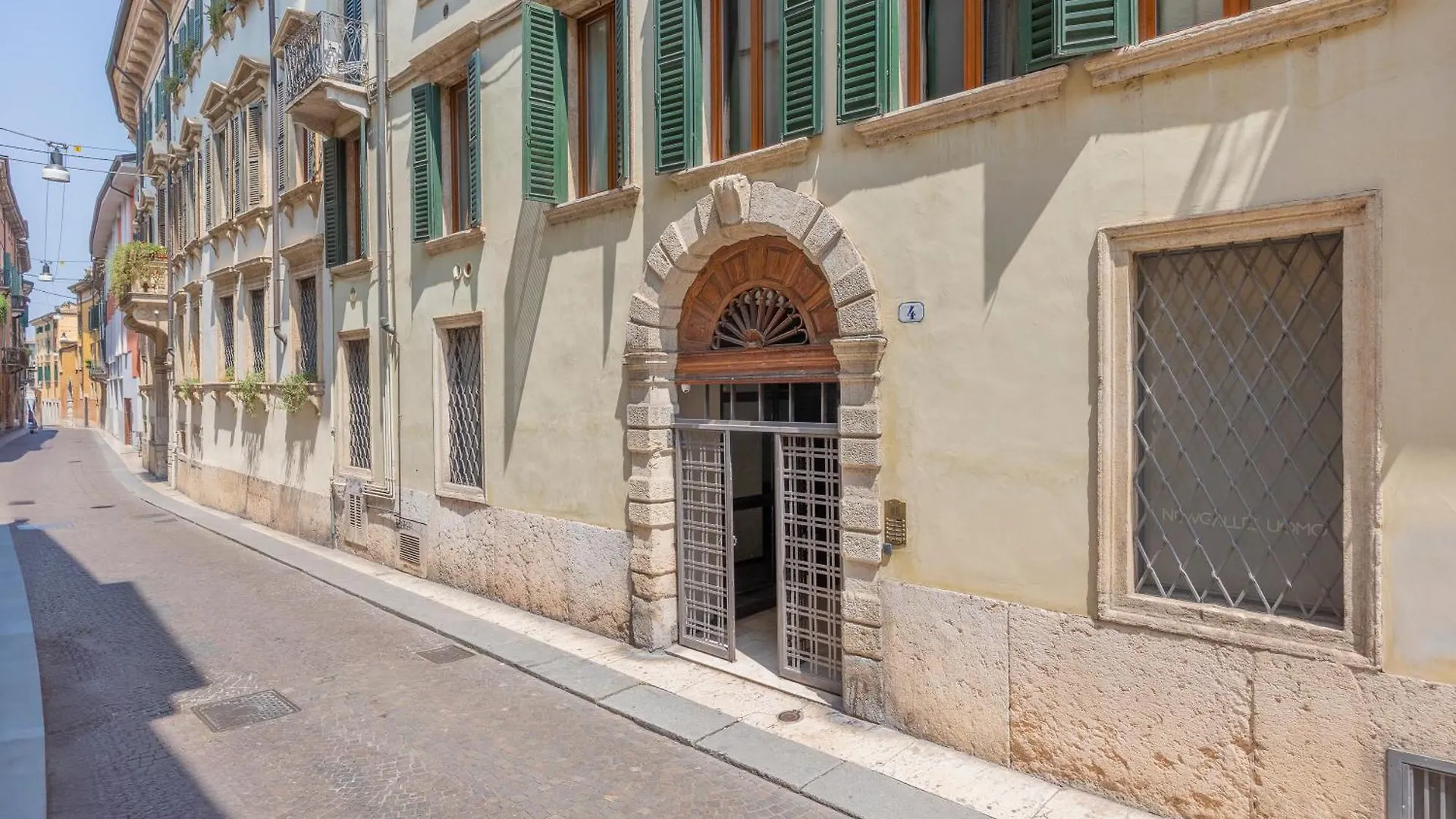 The Bright Nest Apartments Verona Italy